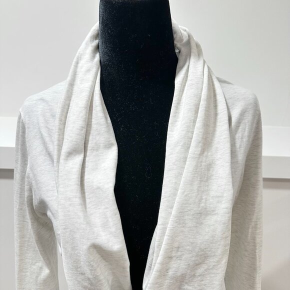 Lululemon Iconic Wrap Heathered White Size 8 - Picture 5 of 14